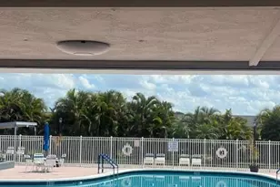 2511 W Barkley Dr Dr W, West Palm Beach, FL 33415 - Photo 12