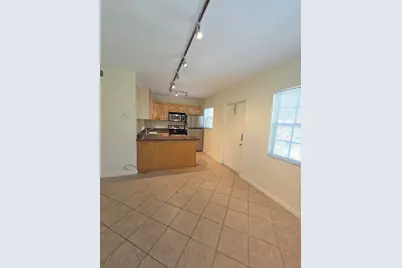 2660 NE 8th Avenue #Unit 219, Wilton Manors, FL 33334 - Photo 8