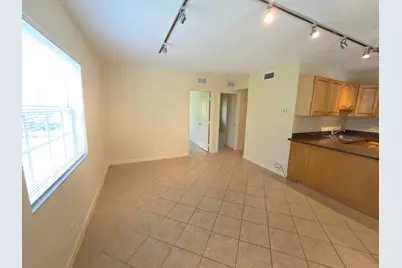 2660 NE 8th Avenue #Unit 219, Wilton Manors, FL 33334 - Photo 4