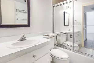 3050 Presidential Way, West Palm Beach, FL 33401 - Photo 10