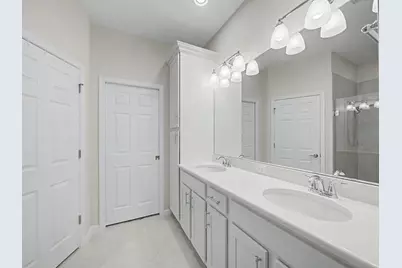 12773 SW Lake Fern Circle, Port Saint Lucie, FL 34987 - Photo 14