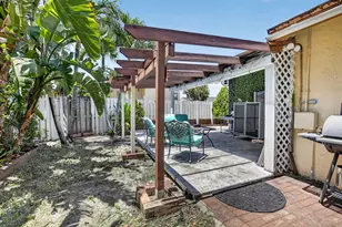 13970 Oaklawn Pl, Davie, FL 33325 - Photo 40
