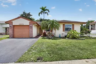 13970 Oaklawn Pl, Davie, FL 33325 - Photo 2