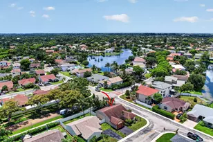13970 Oaklawn Pl, Davie, FL 33325 - Photo 46