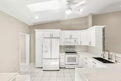 6099 Kings Gate Circle, Delray Beach, FL 33484 - Photo 4