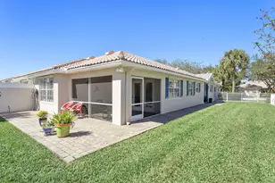 8210 St Johns Ct, Wellington, FL 33414 - Photo 22