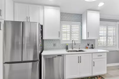 8210 Saint Johns Court, Wellington, FL 33414 - Photo 2