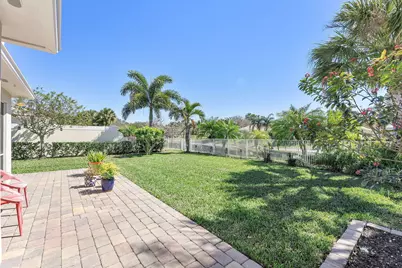 8210 Saint Johns Court, Wellington, FL 33414 - Photo 4