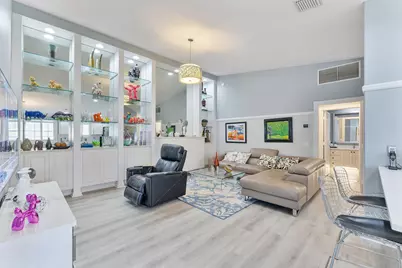 8210 Saint Johns Court, Wellington, FL 33414 - Photo 4