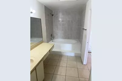 637 Executive Center Drive #N208, West Palm Beach, FL 33401 - Photo 14