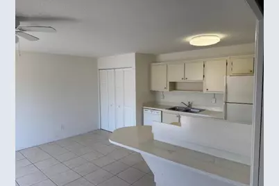 637 Executive Center Drive #N208, West Palm Beach, FL 33401 - Photo 10