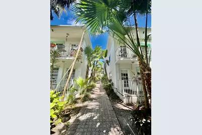 901 Meridian Avenue #103, Miami Beach, FL 33139 - Photo 1