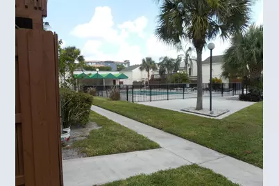 639 Executive Center Drive #O-208, West Palm Beach, FL 33401 - Photo 10