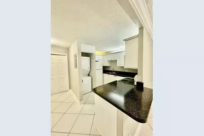 4120 Union Square Boulevard #A2, Palm Beach Gardens, FL 33410 - Photo 8