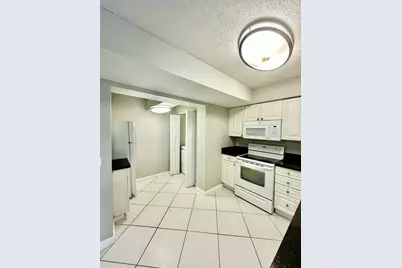 4120 Union Square Boulevard #C1, Palm Beach Gardens, FL 33410 - Photo 8