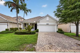 9202 Wrangler Dr, Wellington, FL 33467 - Photo 4