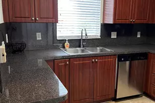 11386 NW 33rd St, Sunrise, FL 33323 - Photo 6
