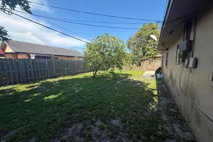 4351 NW 32nd Ct, Lauderdale Lakes, FL 33319 - Photo 14