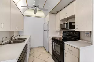 2027 Exeter B, Boca Raton, FL 33434 - Photo 22
