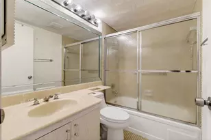 2027 Exeter B, Boca Raton, FL 33434 - Photo 36