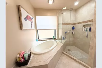 7640 NW 87th Avenue, Tamarac, FL 33321 - Photo 18