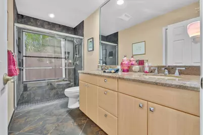 7640 NW 87th Avenue, Tamarac, FL 33321 - Photo 18