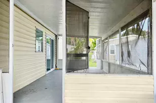 183 Plantation Blvd, Lake Worth, FL 33467 - Photo 20