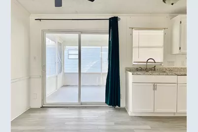 183 Plantation Boulevard, Lake Worth, FL 33467 - Photo 6
