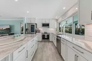 1030 NE 27th Way, Pompano Beach, FL 33062 - Photo 8