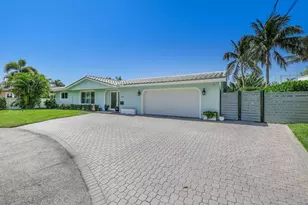 1030 NE 27th Way, Pompano Beach, FL 33062 - Photo 2
