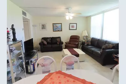 17 Willowbrook Lane #106, Delray Beach, FL 33446 - Photo 2