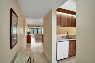 6037 Balboa Cir, Boca Raton, FL 33433 - Photo 4