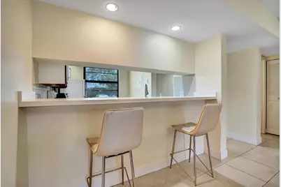 6037 Balboa Circle #101, Boca Raton, FL 33433 - Photo 8