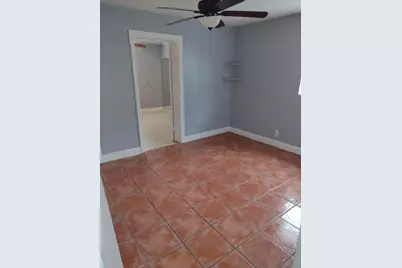 5911 Barbados Way E, West Palm Beach, FL 33407 - Photo 8