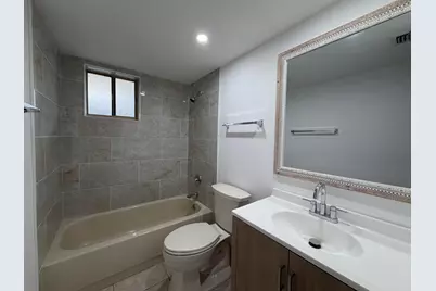5220 Las Verdes Circle #317, Delray Beach, FL 33484 - Photo 12