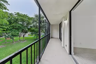 5220 Las Verdes Cir, Delray Beach, FL 33484 - Photo 16
