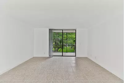 5220 Las Verdes Circle #317, Delray Beach, FL 33484 - Photo 12