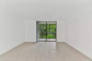 5220 Las Verdes Cir, Delray Beach, FL 33484 - Photo 12