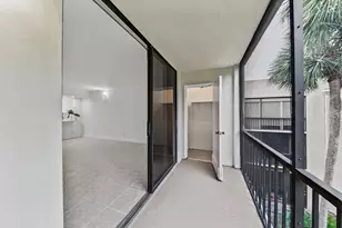 5220 Las Verdes Cir, Delray Beach, FL 33484 - Photo 18