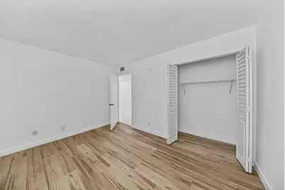 5220 Las Verdes Circle #317, Delray Beach, FL 33484 - Photo 32
