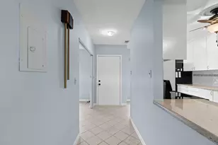 8555 Bella Vista Dr, Boca Raton, FL 33433 - Photo 14