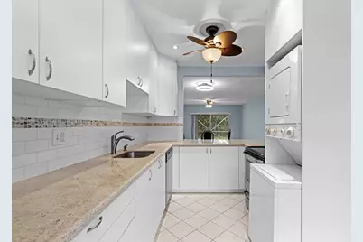 8555 Bella Vista Drive #86, Boca Raton, FL 33433 - Photo 2