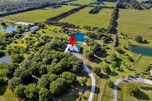 5250 21st St SW, Vero Beach, FL 32968 - Photo 2
