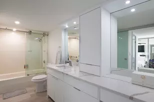 2000 Presidential Way, West Palm Beach, FL 33401 - Photo 18