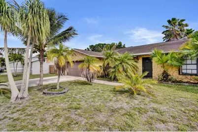 125 Seagull Court, Royal Palm Beach, FL 33411 - Photo 8