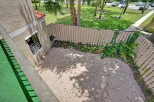 4260 Village Dr, Delray Beach, FL 33445 - Photo 20