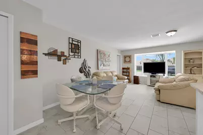 552 SW Eyerly Avenue, Port Saint Lucie, FL 34983 - Photo 6