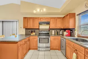 8330 NW 54th St, Lauderhill, FL 33351 - Photo 14
