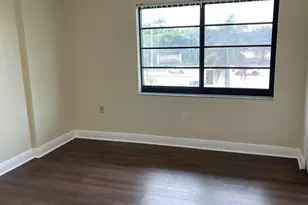 10411 N Kendall Dr, Miami, FL 33176 - Photo 6