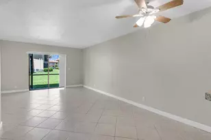 21911 Lake Forest Cir, Boca Raton, FL 33433 - Photo 12